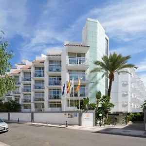 https://roc-lago-rojo.hotelsinnerja.org